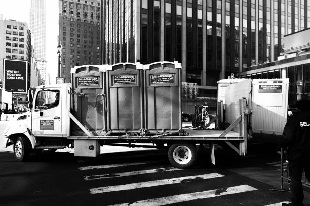 Best Affordable porta potty rental  in Warrensburg, MO